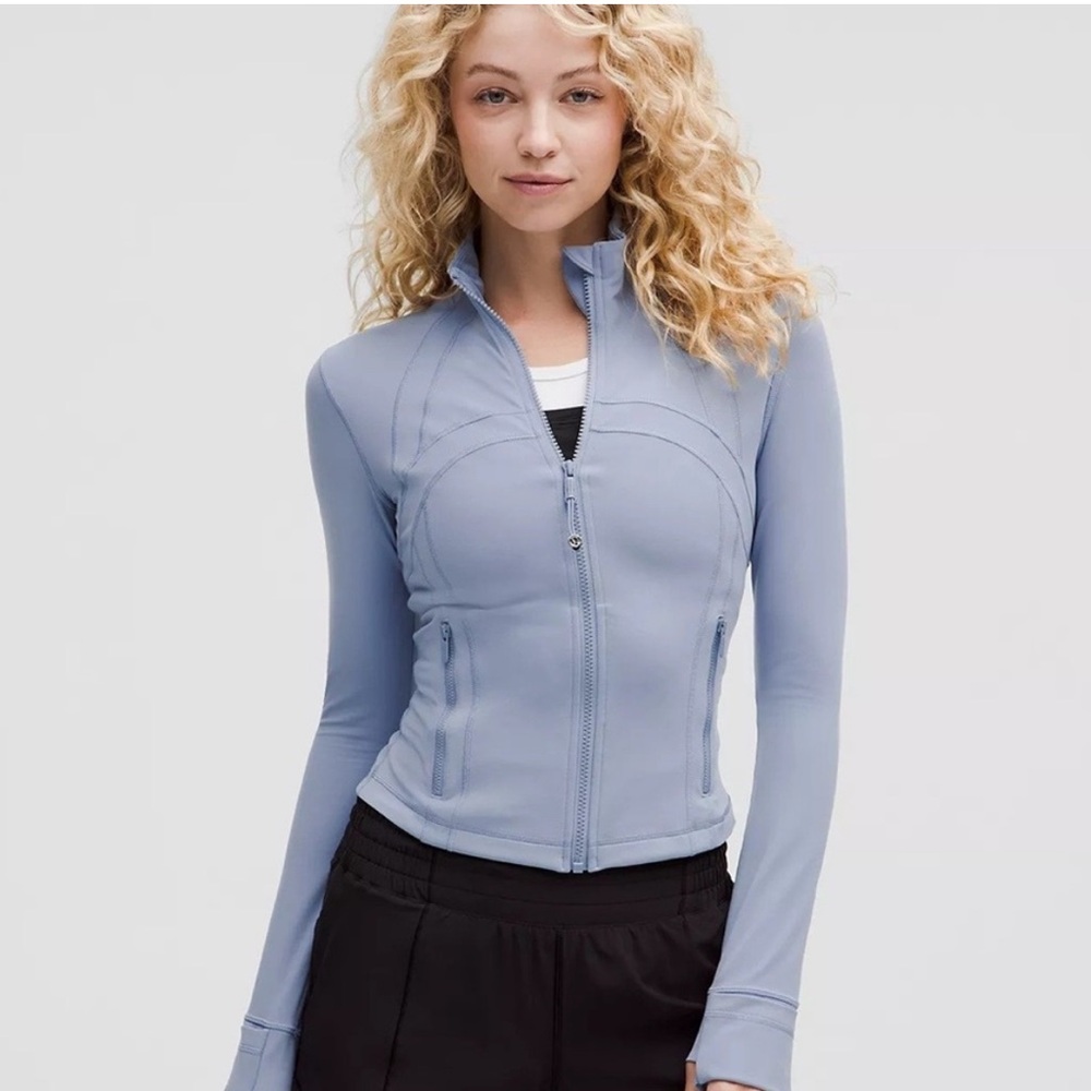Lululemon Define Jacket Cropped in Blue Willow